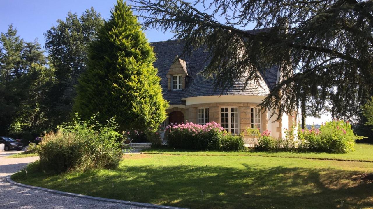 Crown Roads Bed and Breakfast Le Faouët Buitenkant foto