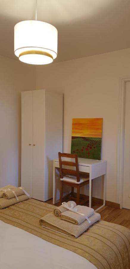 Crown Roads Bed and Breakfast Le Faouët Buitenkant foto