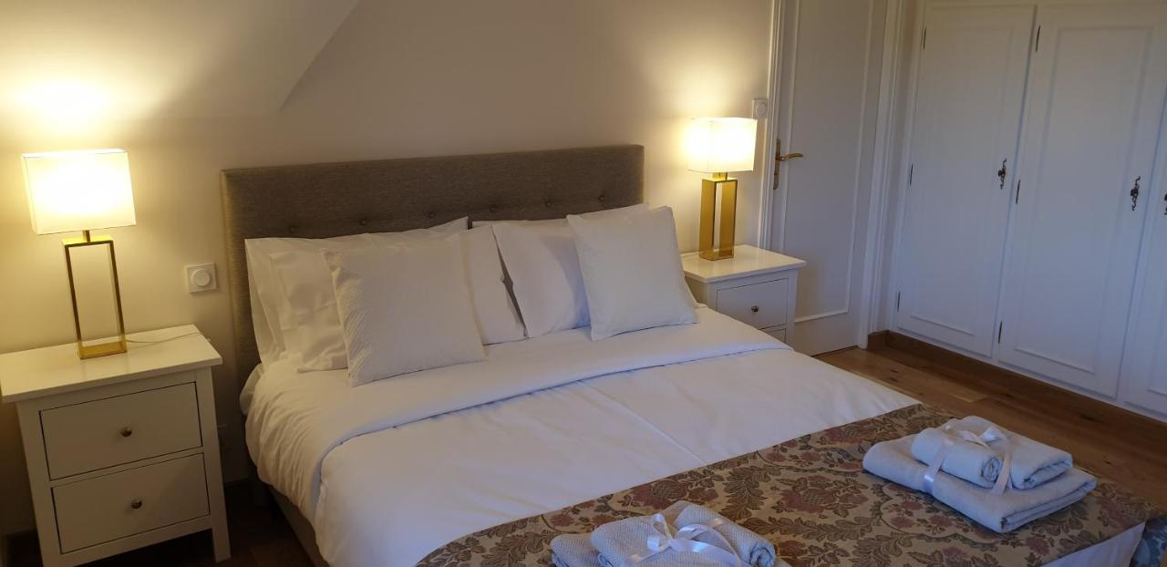 Crown Roads Bed and Breakfast Le Faouët Buitenkant foto