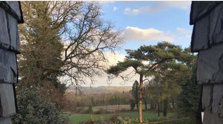 Crown Roads Bed and Breakfast Le Faouët Buitenkant foto